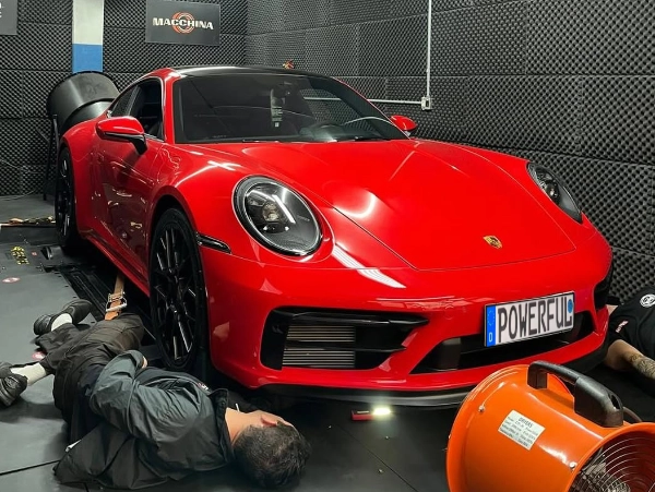 Porsche 992.1, Carrera GTS, 2023.